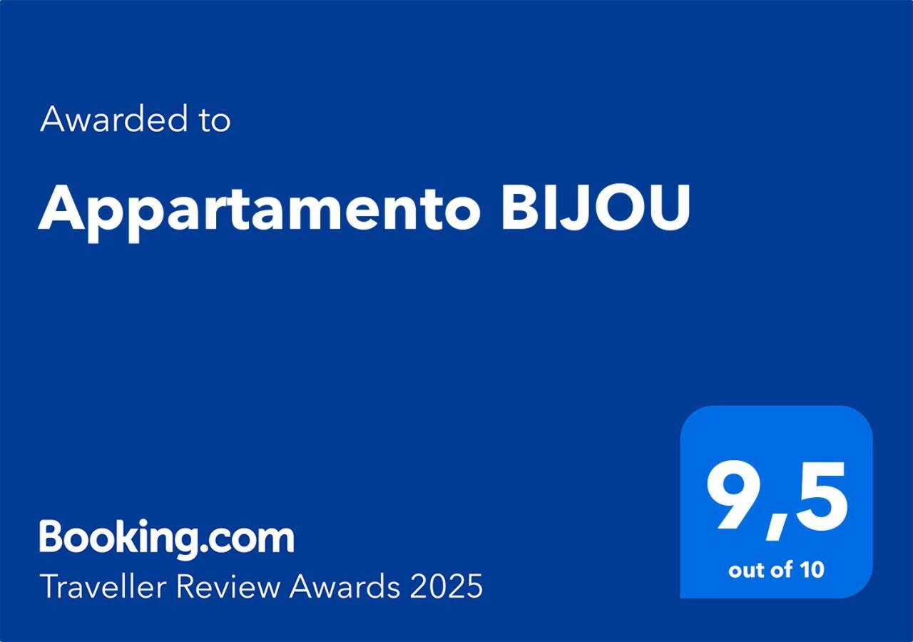 Bijou Holiday home